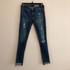 AG distressed legging ankle